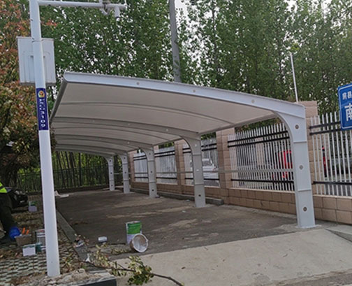 十堰房縣膜結(jié)構(gòu)車(chē)棚案例